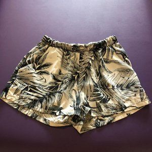 Small Tyche Palm Leaf Shorts- Like new